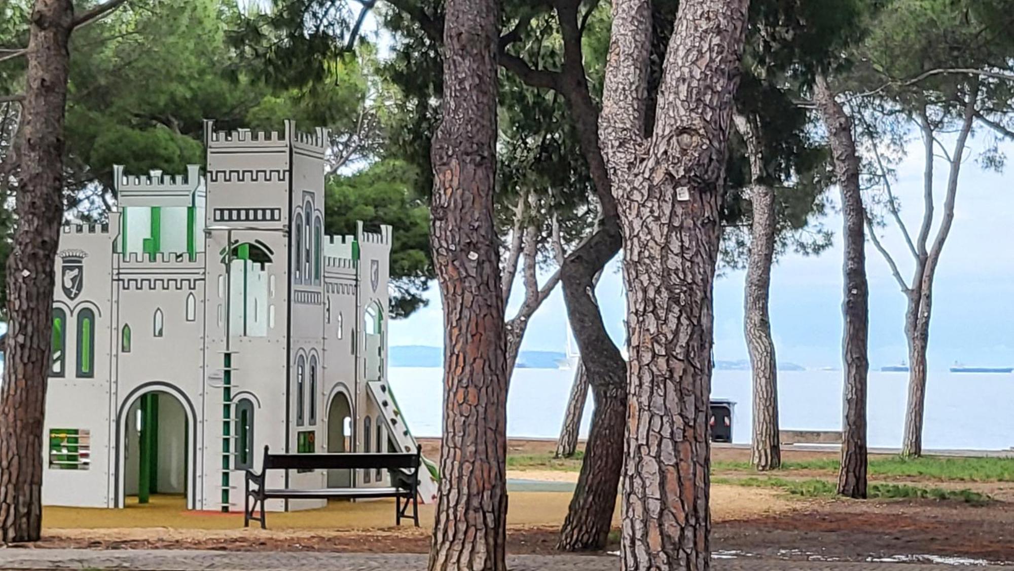 Medium Miramare Appartamento Sogno Sul Mare Trieste Eksteriør bilde
